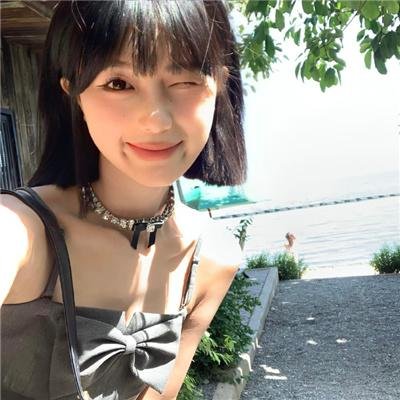 不懂撒娇的女人粤语